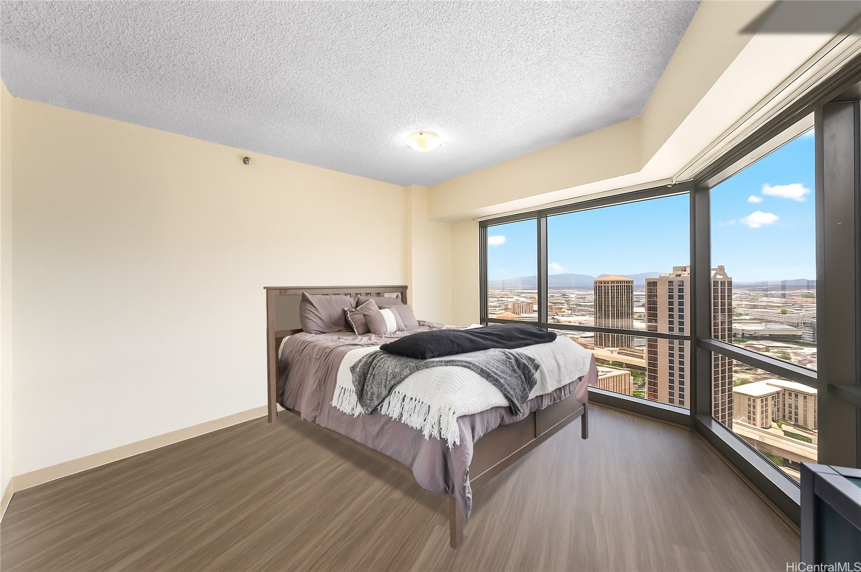 1088 Bishop Street 2902