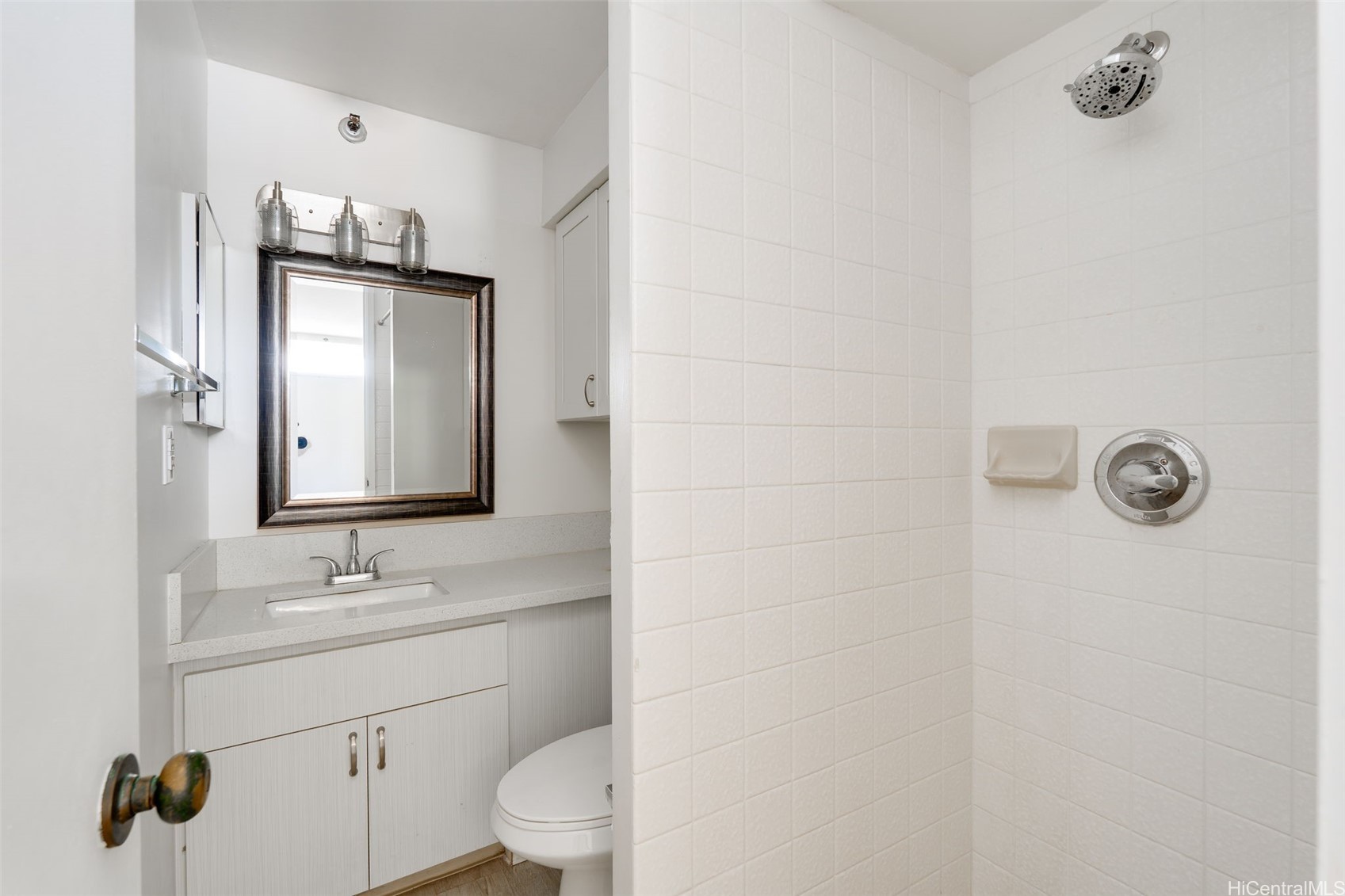 2916 Date Street 6E