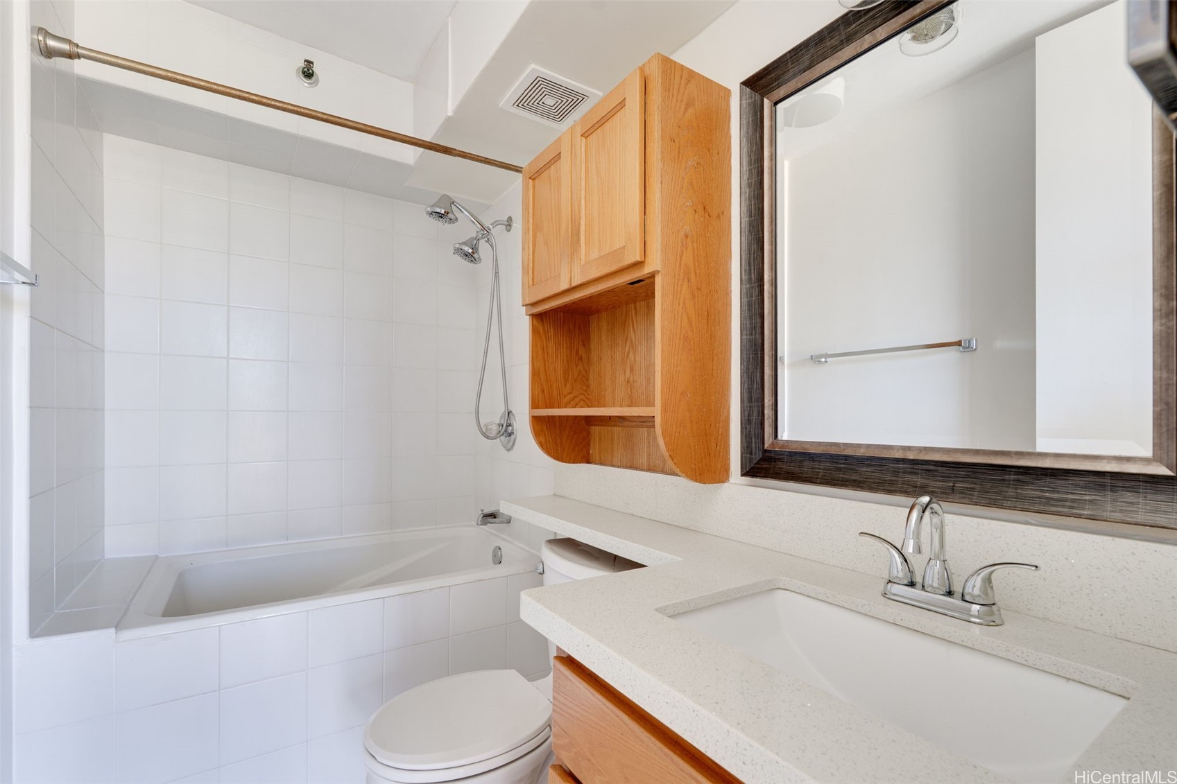 2916 Date Street 6E