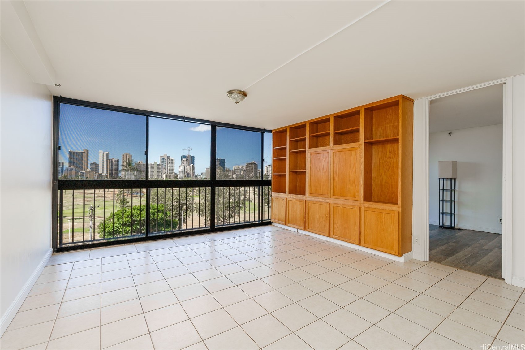 2916 Date Street 6E
