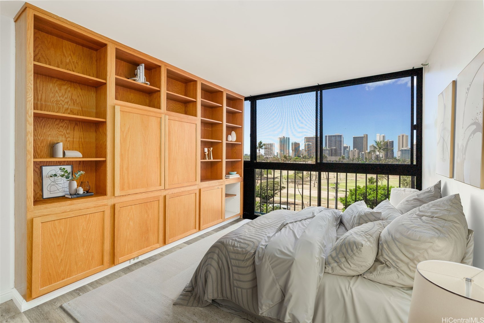 2916 Date Street 6E
