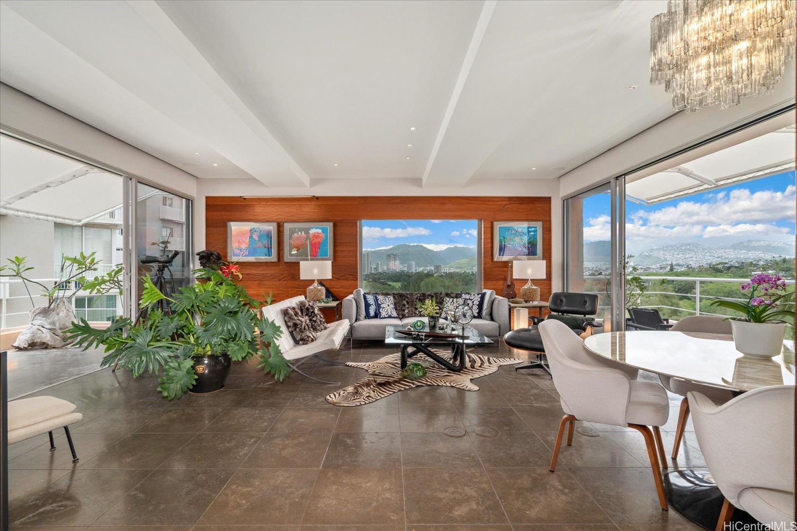 2979 Kalakaua Avenue 904