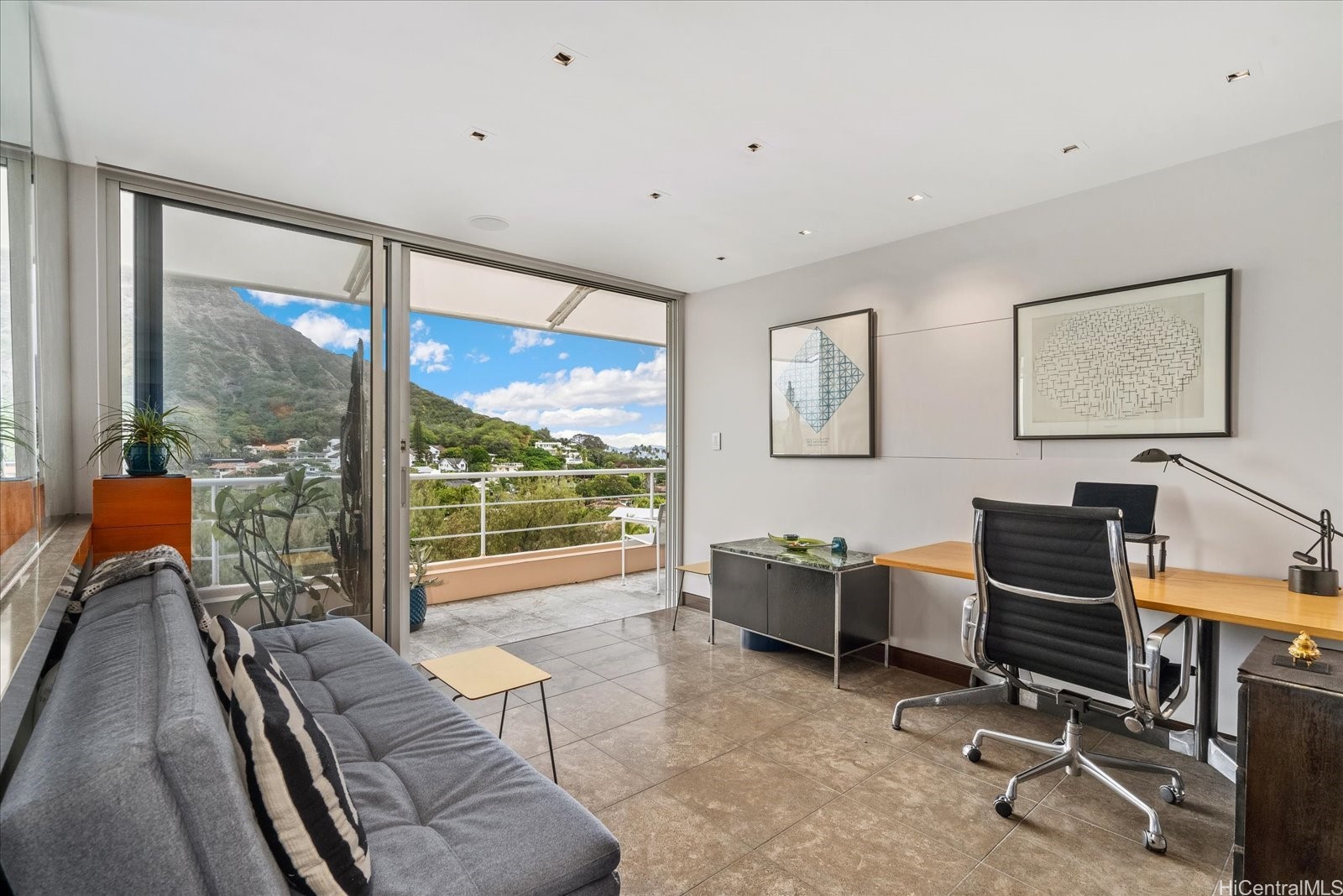 2979 Kalakaua Avenue 904
