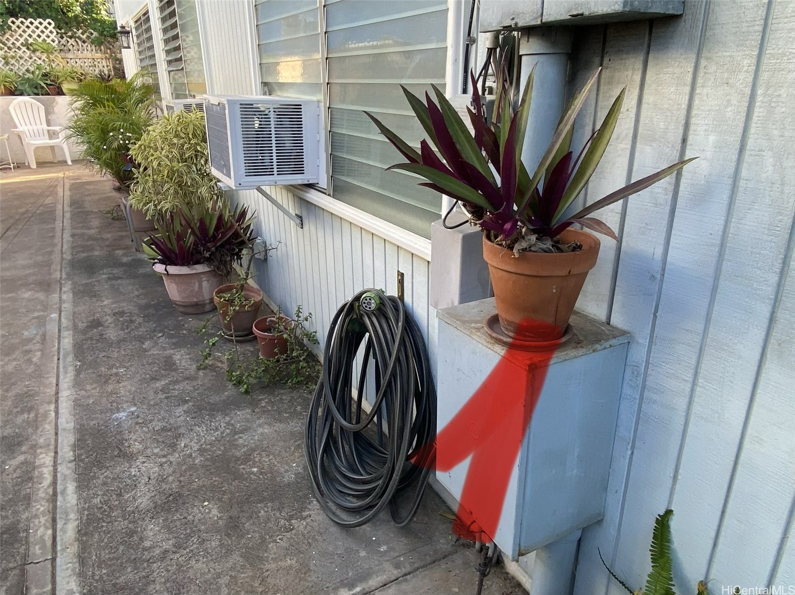 3313 Monsarrat Avenue