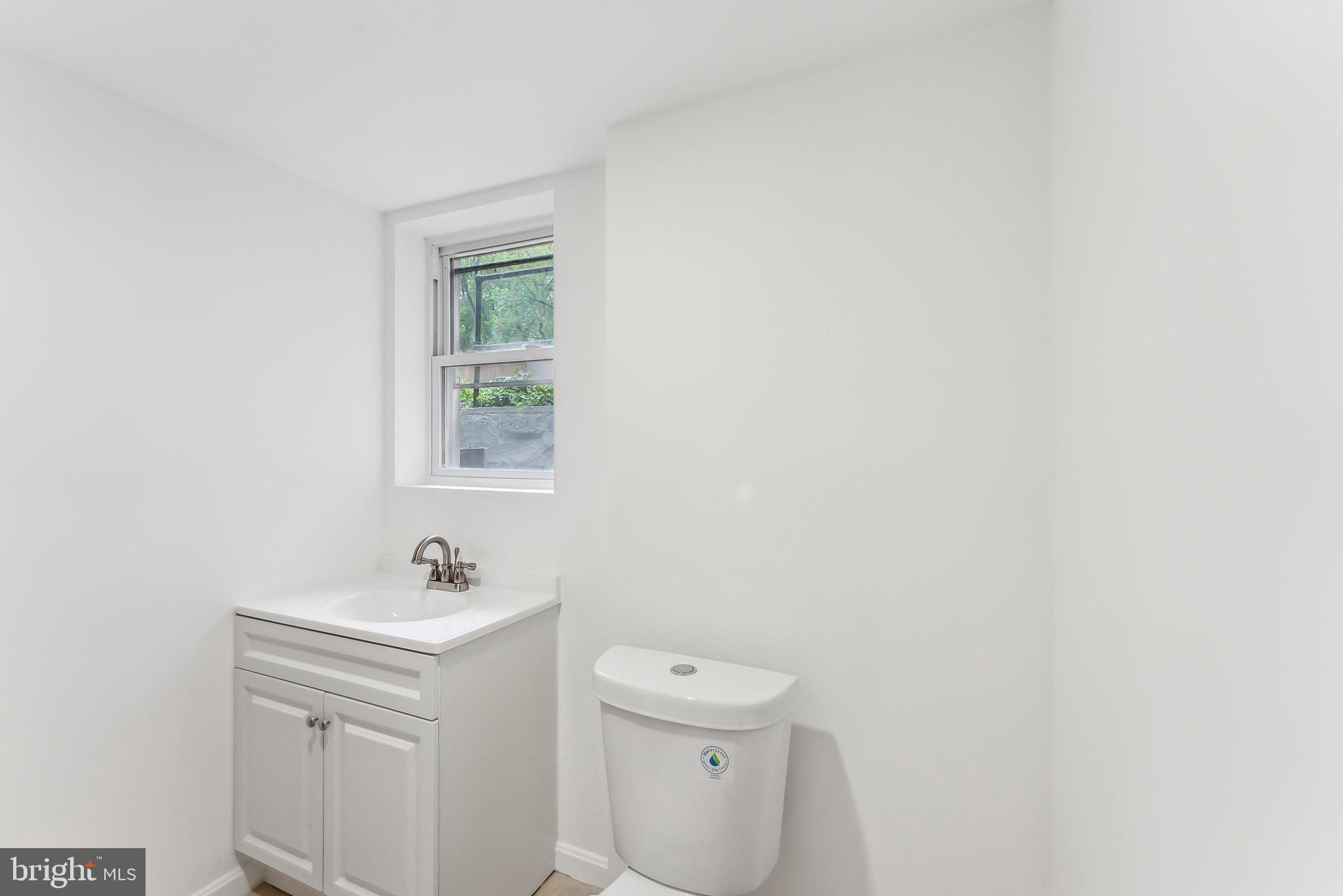 1614 Myrtle St NW
