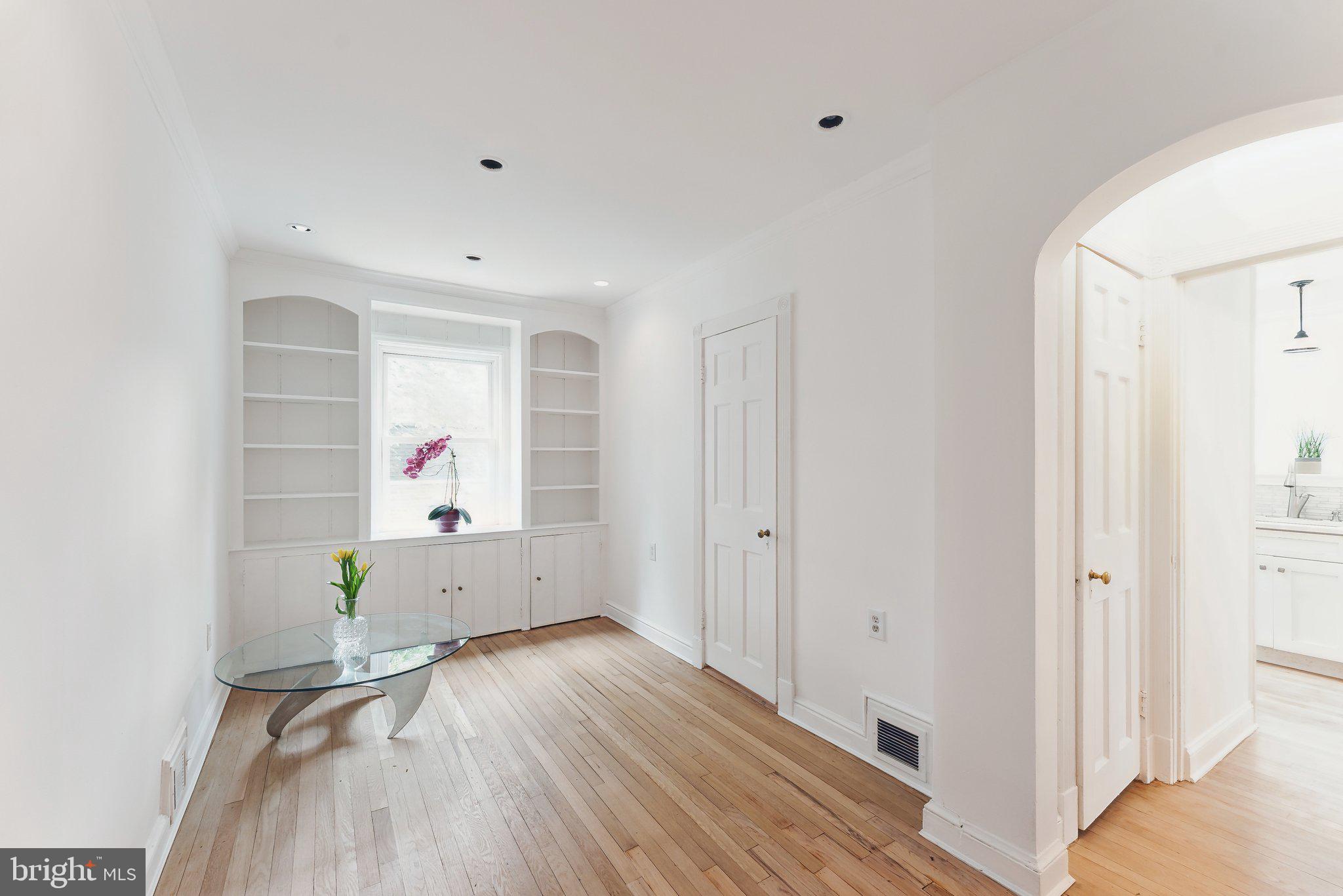 1614 Myrtle St NW