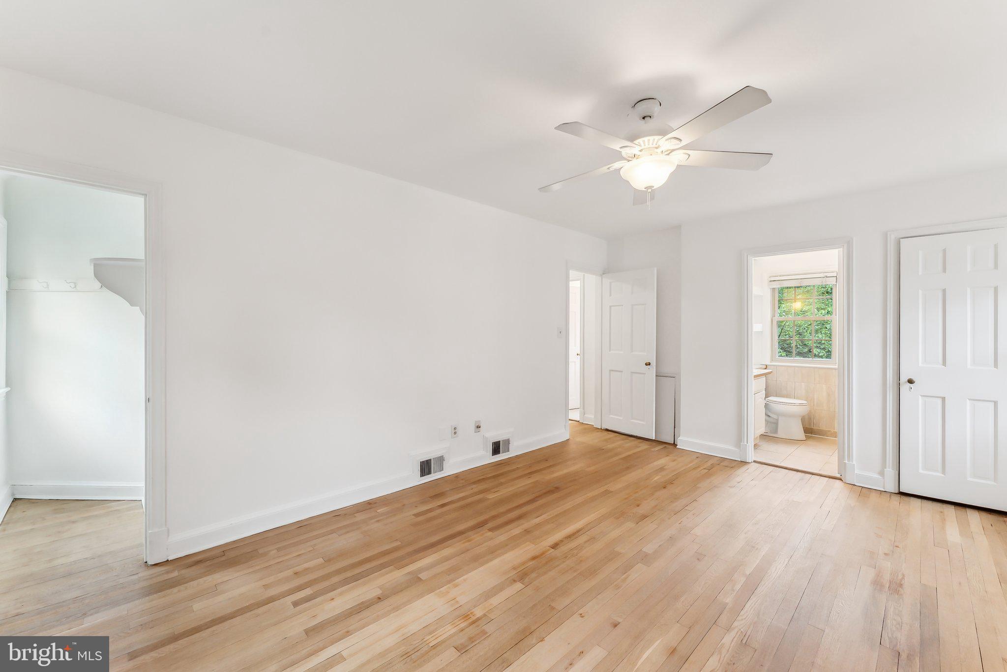 1614 Myrtle St NW