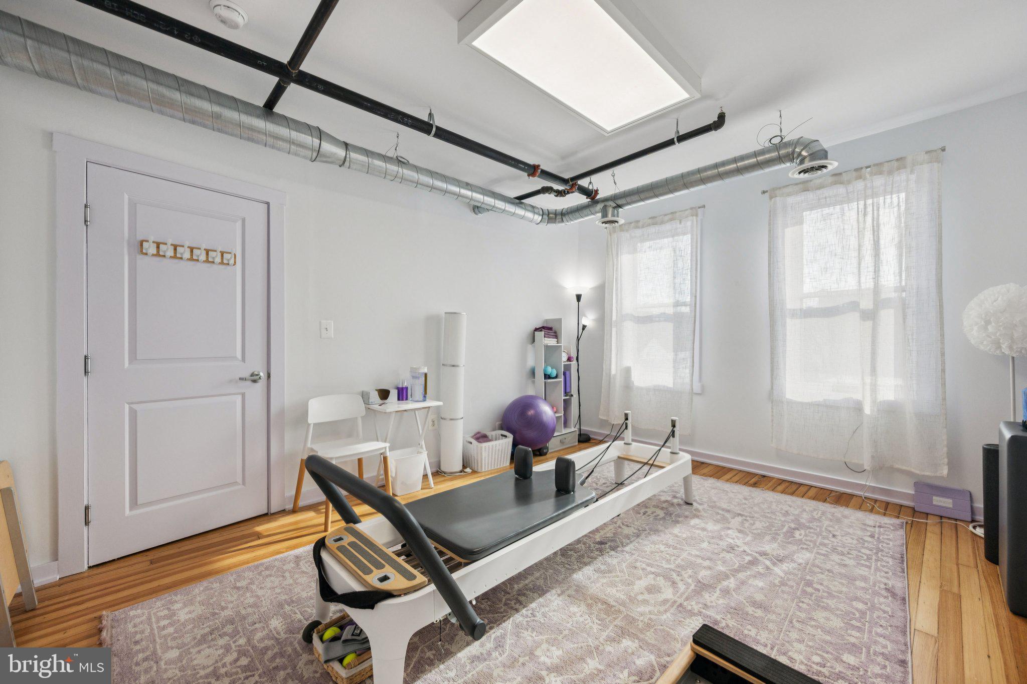 2708 ONTARIO ROAD NW