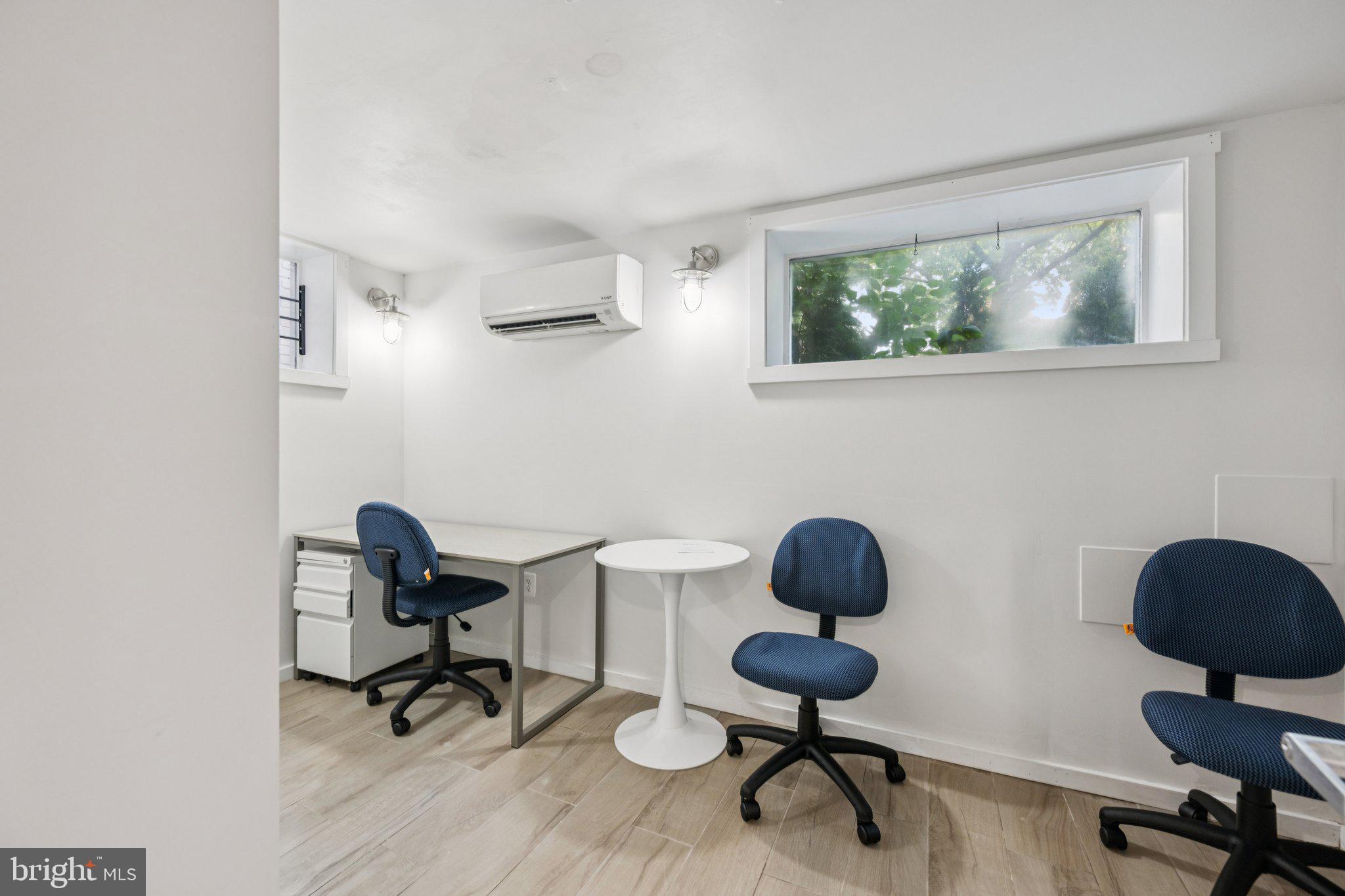 2708 ONTARIO ROAD NW