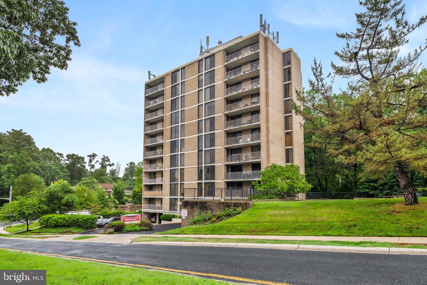 2100 Washington Ave #3-C
