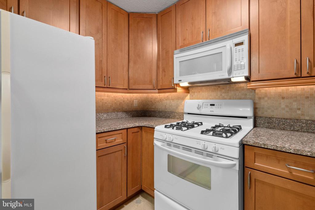 2100 Washington Ave #3-C