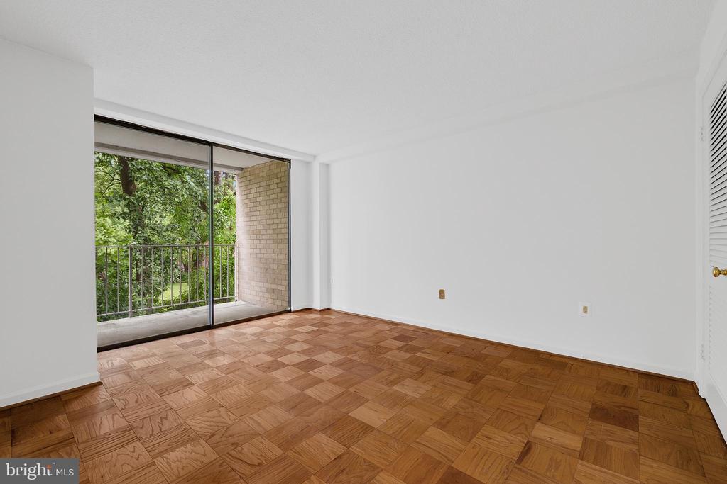 2100 Washington Ave #3-C