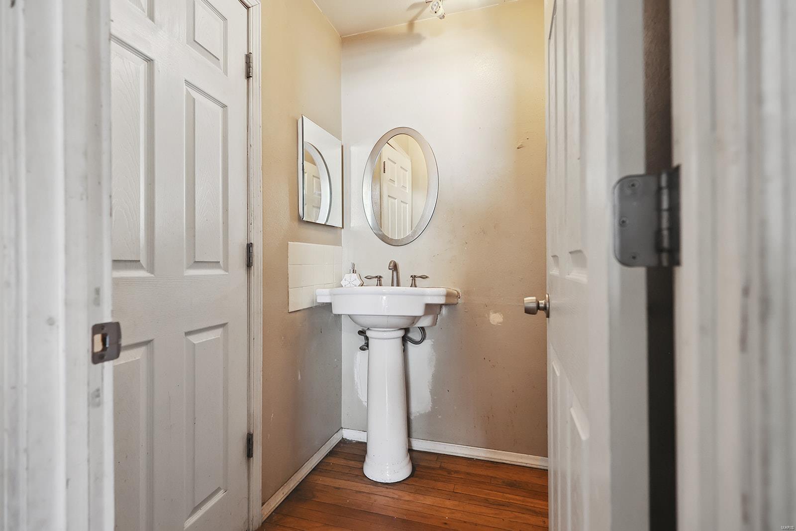 11707 Macrinus Drive