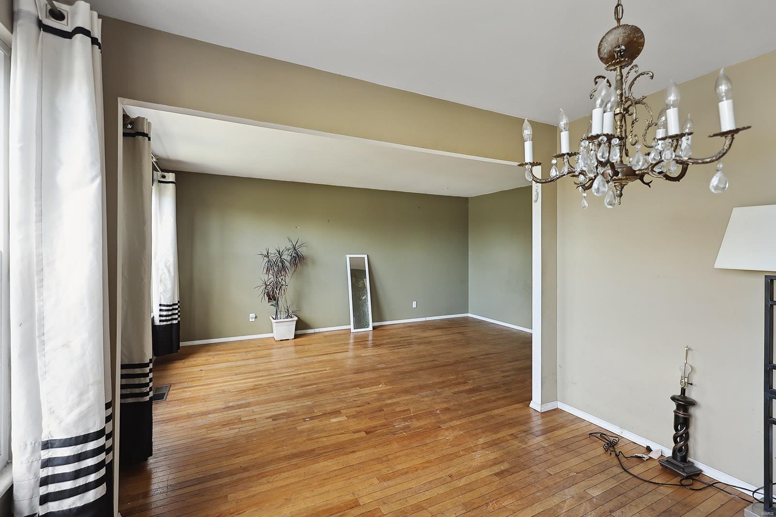 11707 Macrinus Drive