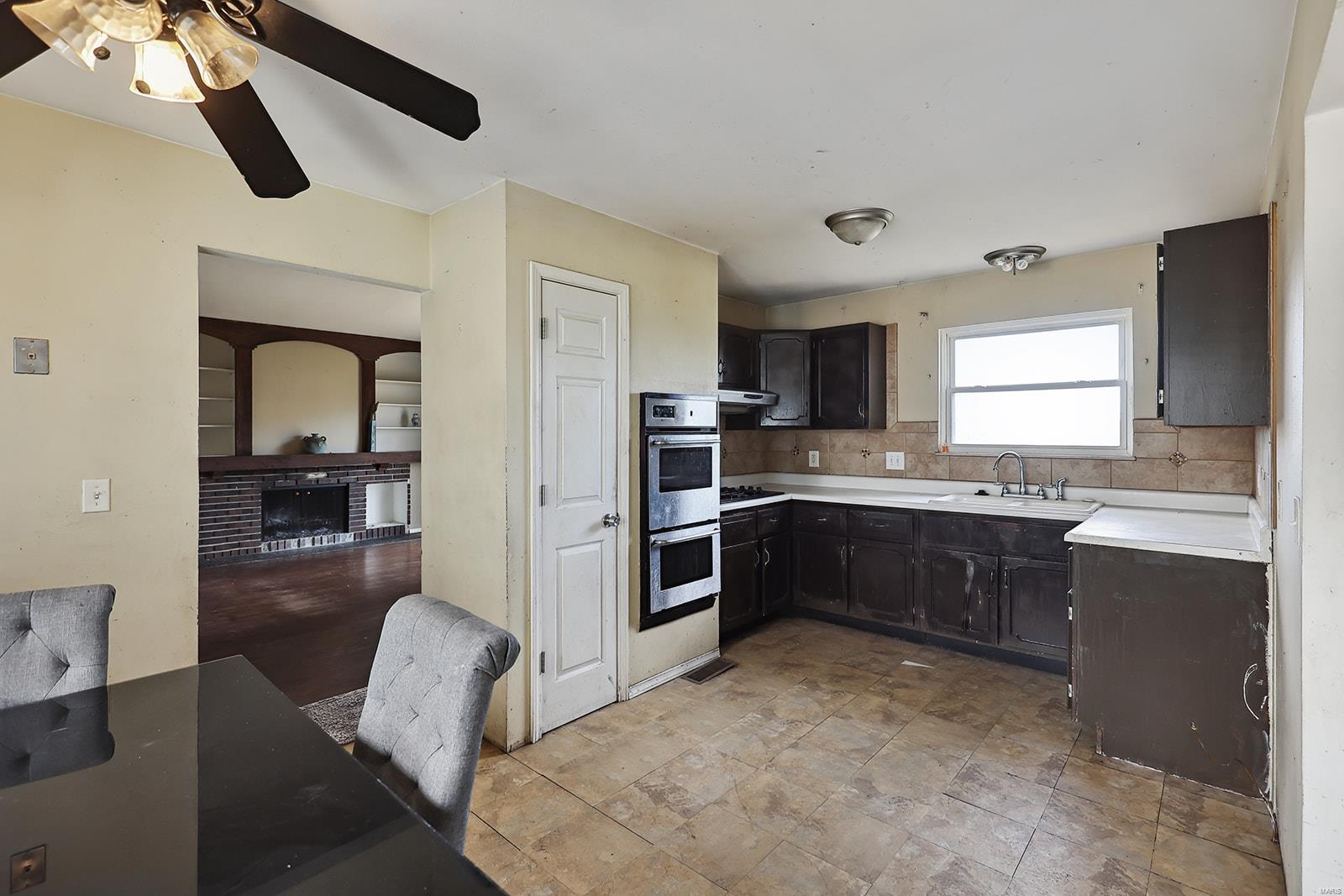 11707 Macrinus Drive