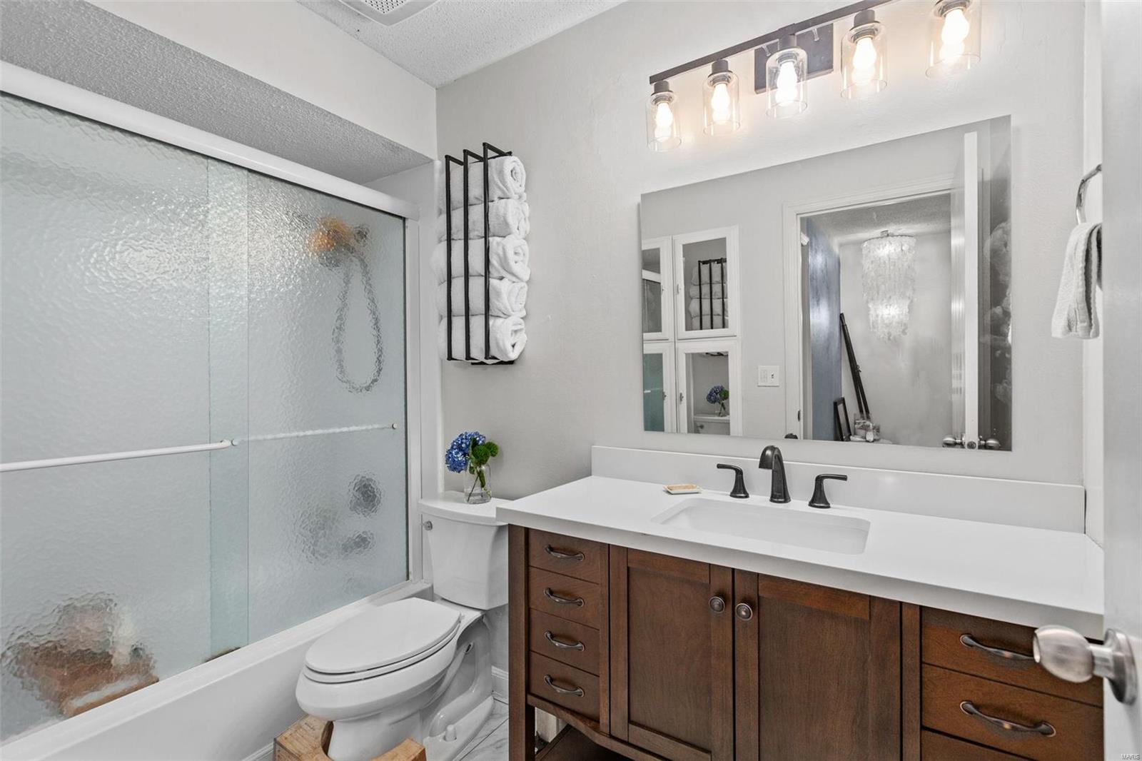 7906 Royal Arms Court