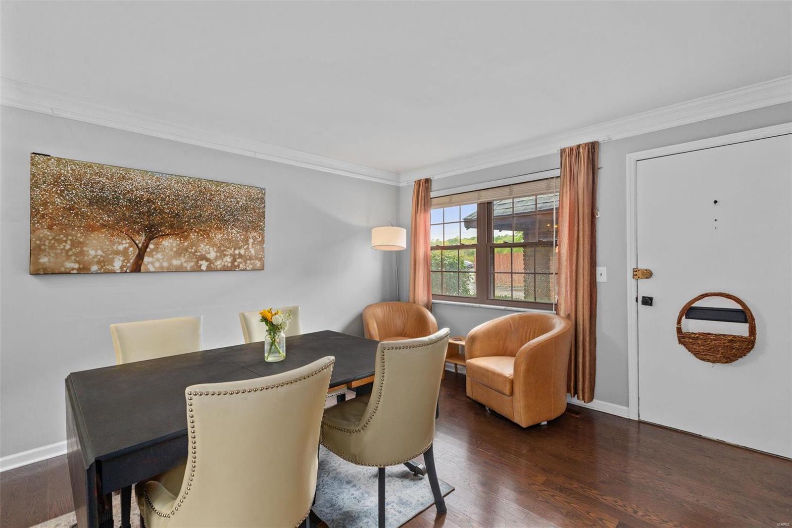 7906 Royal Arms Court