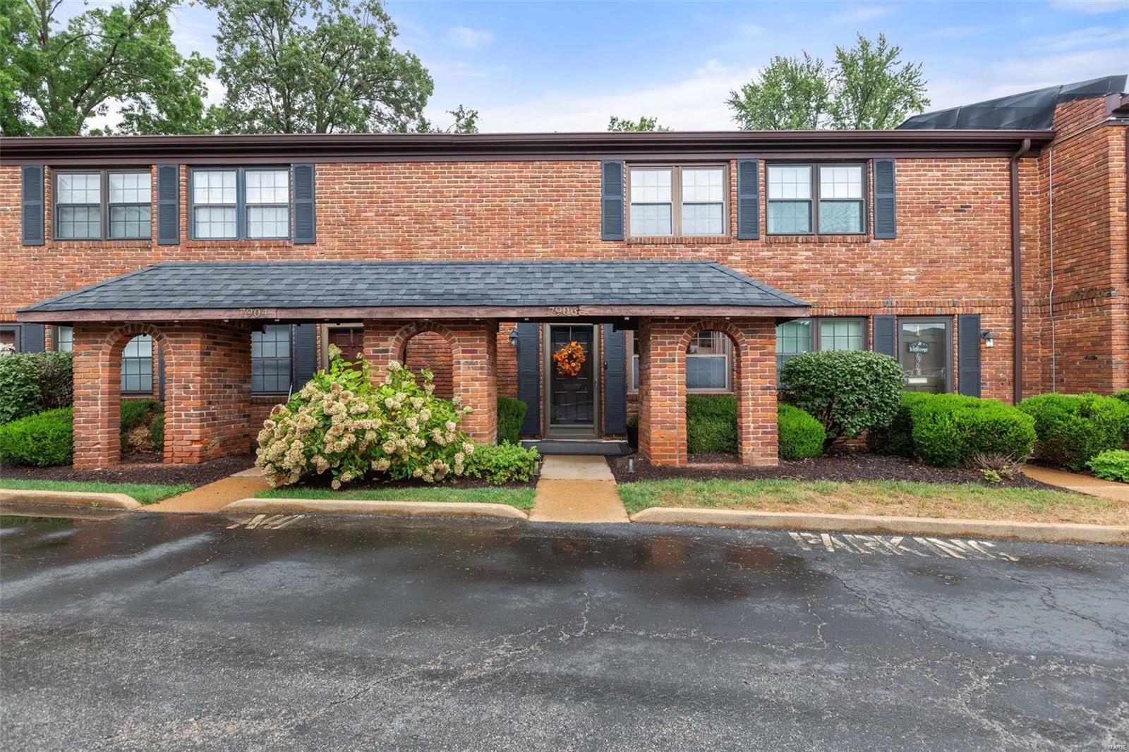 7906 Royal Arms Court