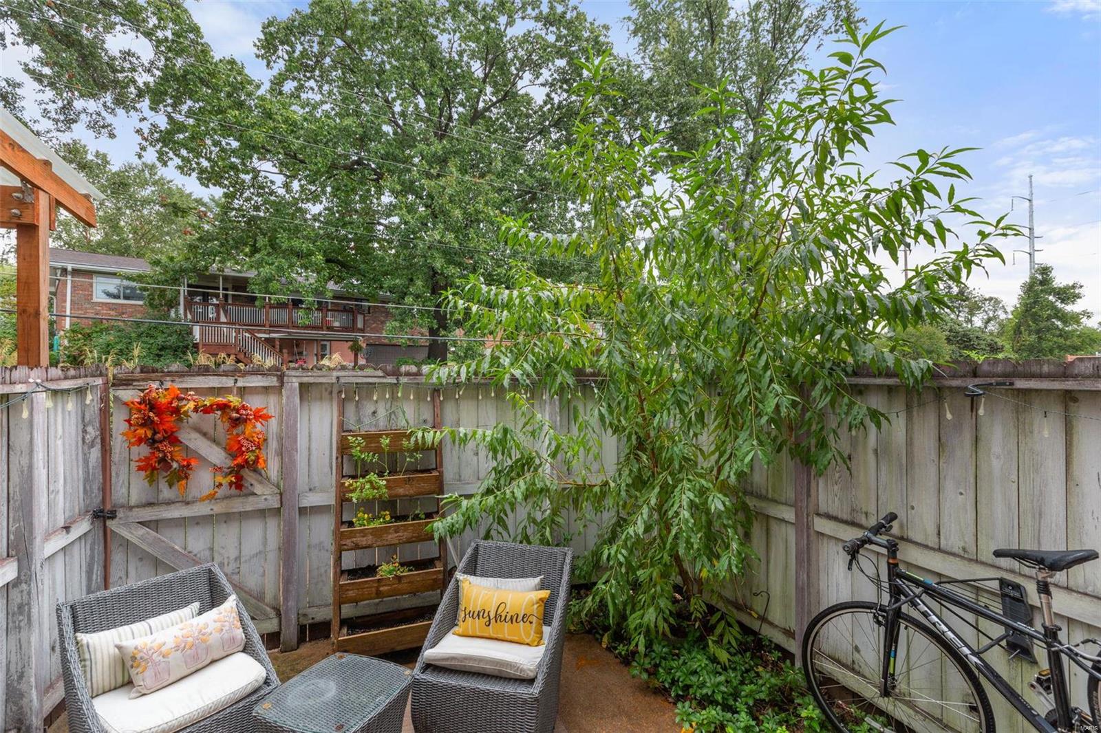 7906 Royal Arms Court