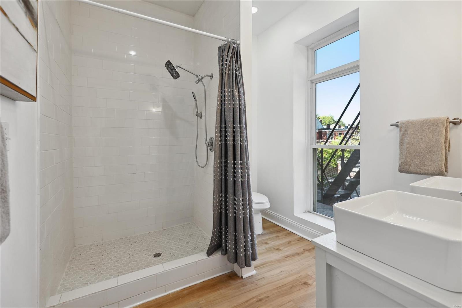 4177 Shenandoah Avenue