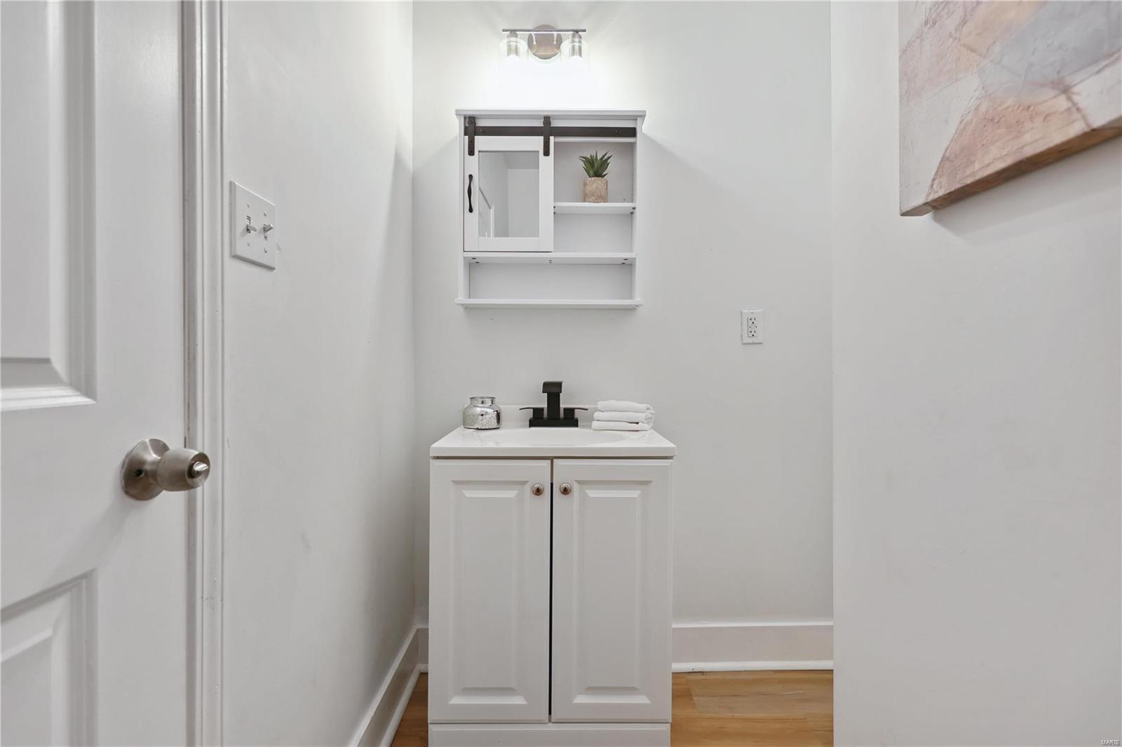 4177 Shenandoah Avenue