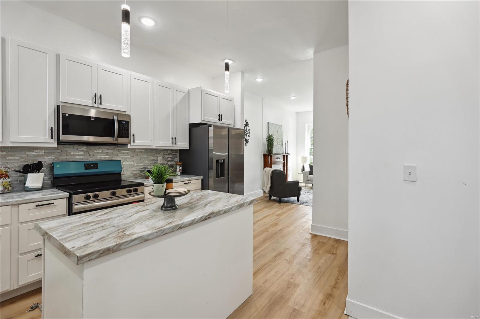 4177 Shenandoah Avenue