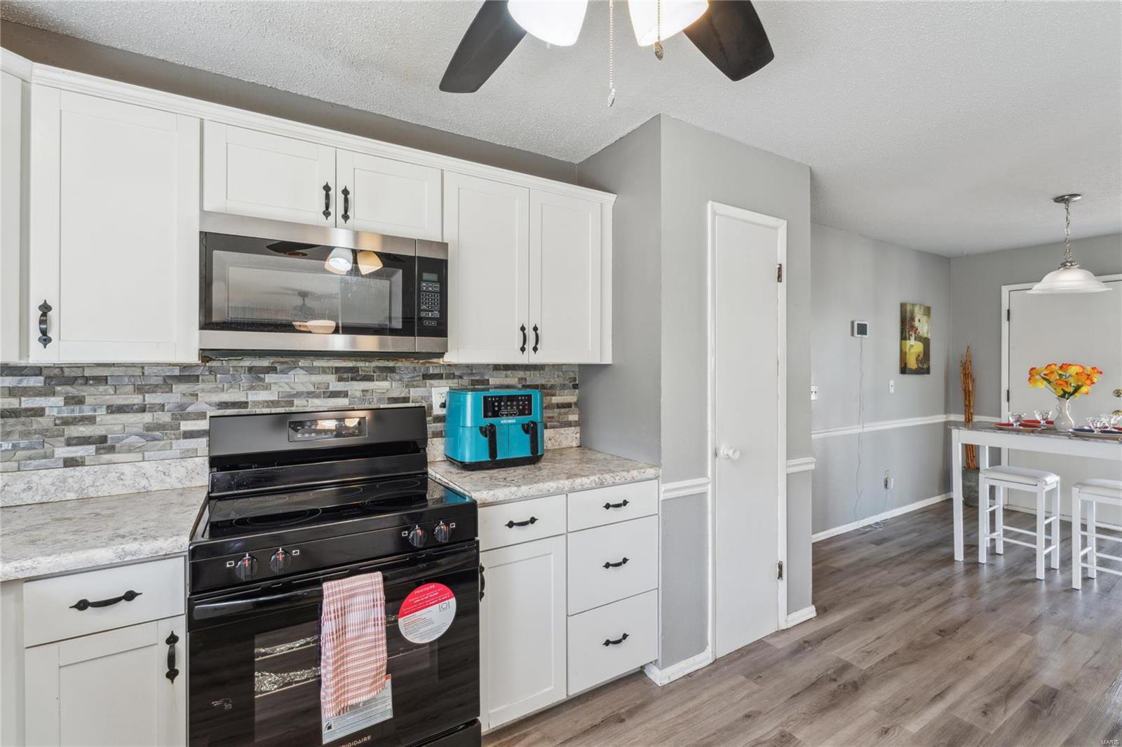 1734 Honeybrook Lane