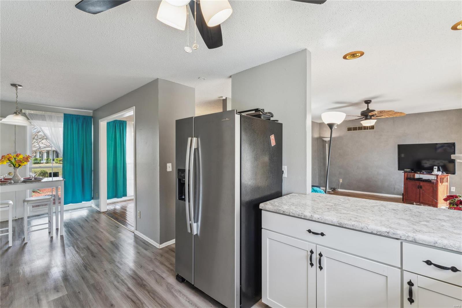 1734 Honeybrook Lane