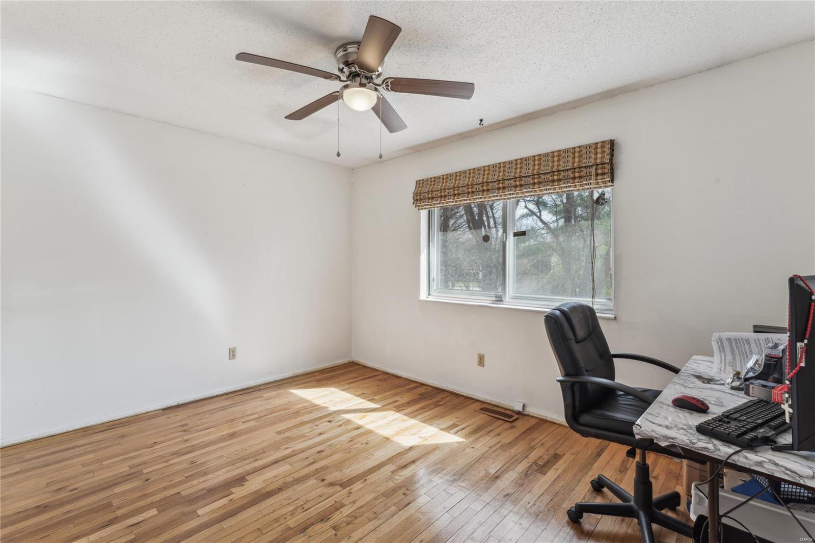 1734 Honeybrook Lane