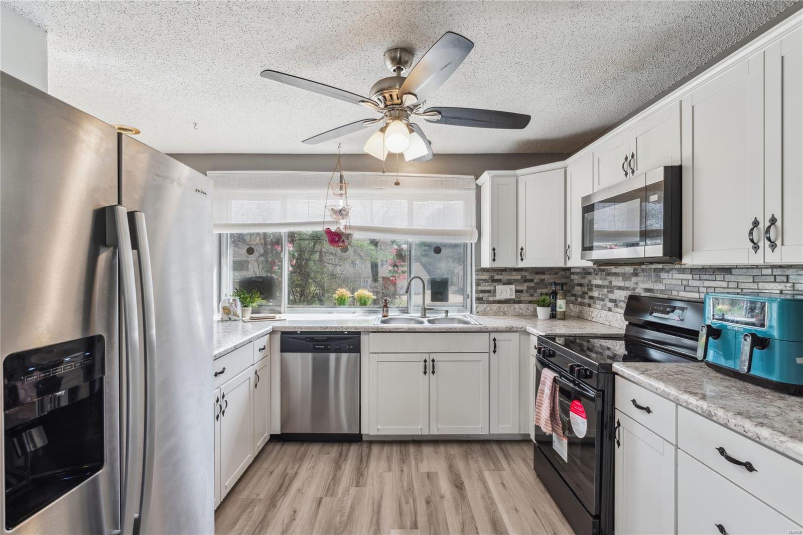 1734 Honeybrook Lane