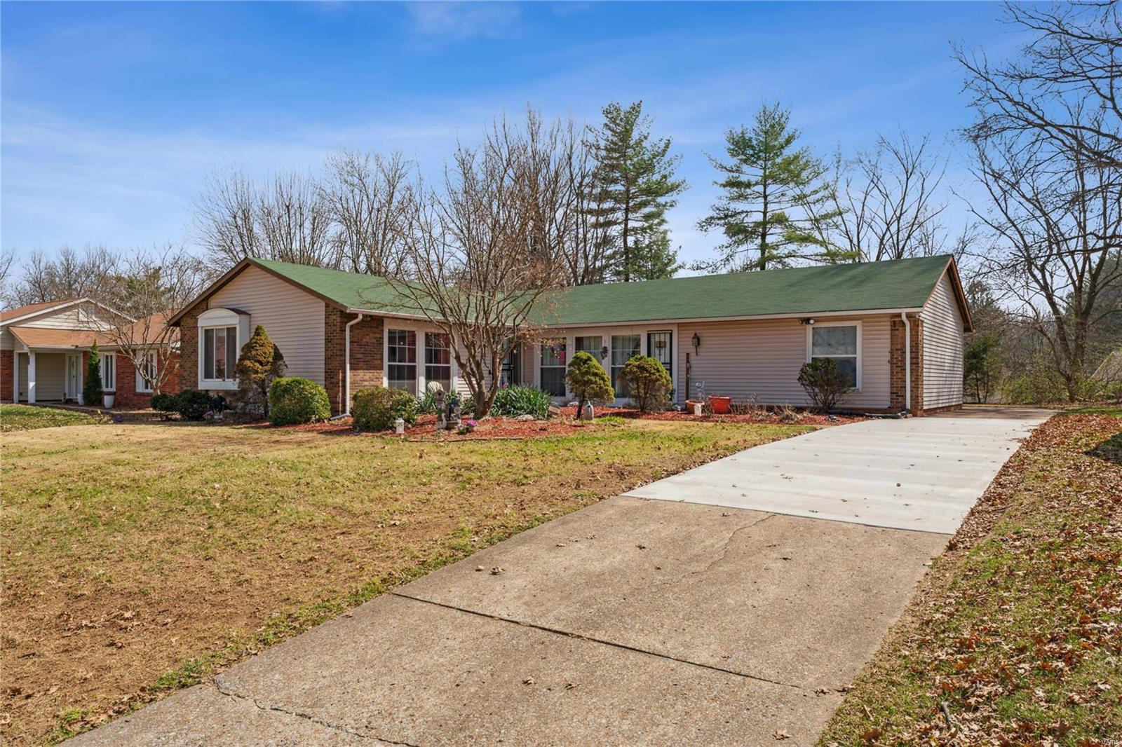 1734 Honeybrook Lane