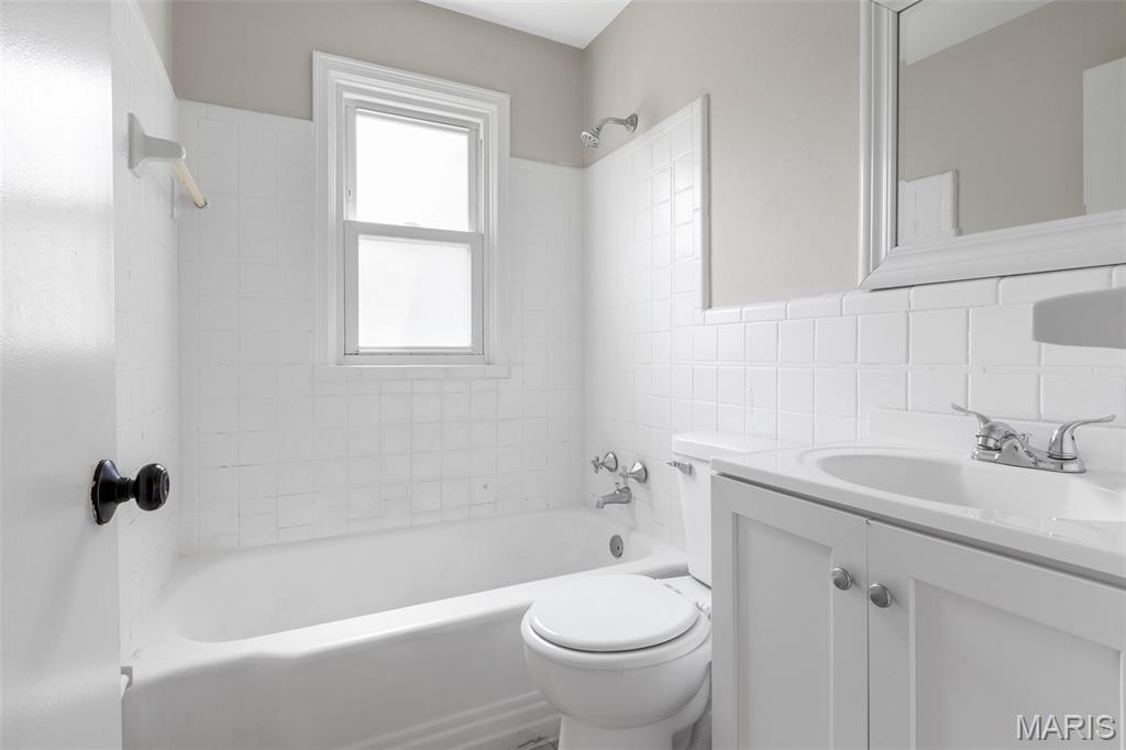 10076 Ashbrook Drive NE