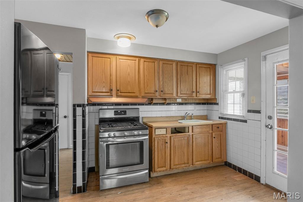 10076 Ashbrook Drive NE