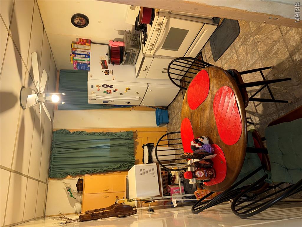 5939 Etzel Avenue Unit: A/B