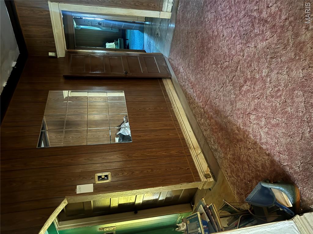 5939 Etzel Avenue Unit: A/B