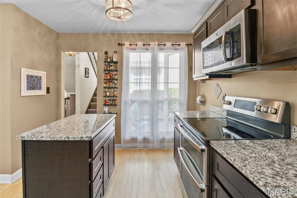 1927 King Arthur Court