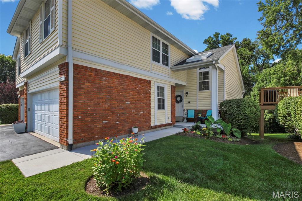 1927 King Arthur Court