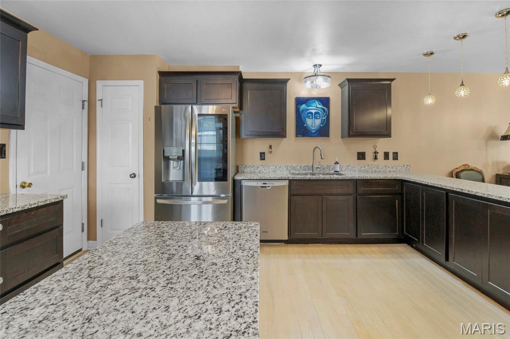 1927 King Arthur Court