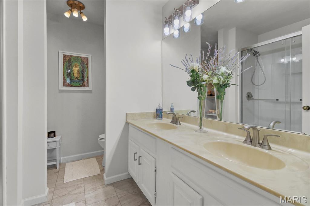 1927 King Arthur Court