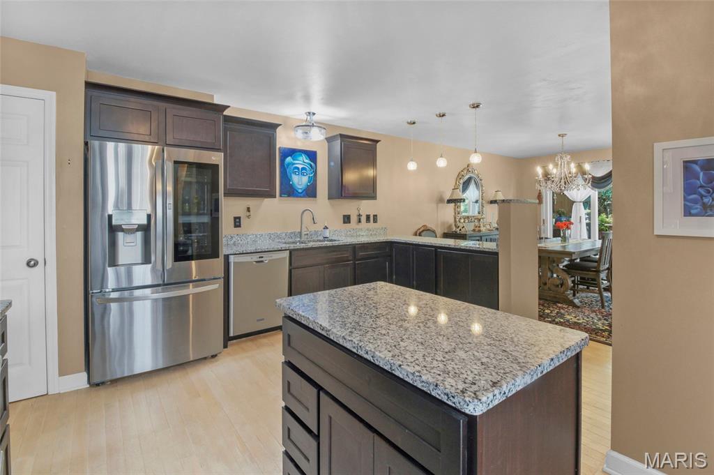 1927 King Arthur Court