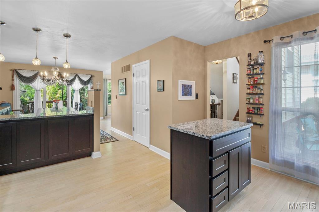 1927 King Arthur Court