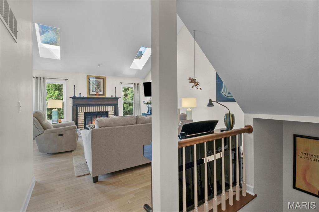 1927 King Arthur Court