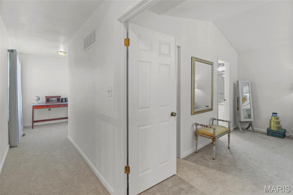 1927 King Arthur Court