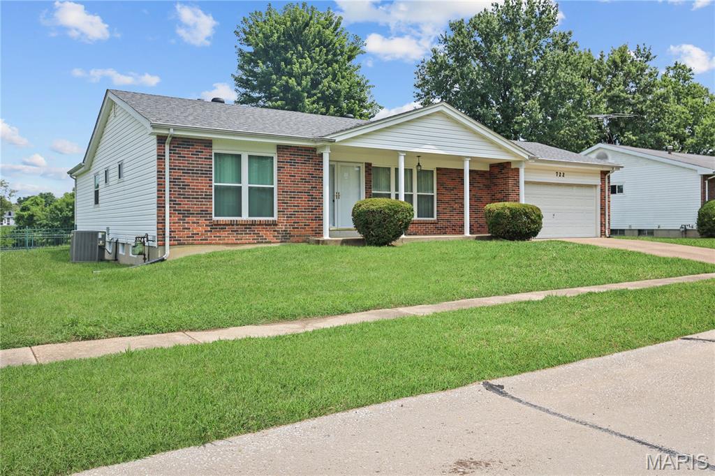 722 Watersedge Drive