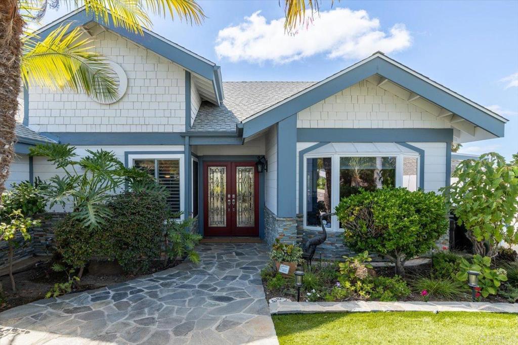 1054 La Sombra Drive