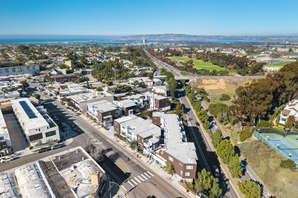 4100 Voltaire St #127