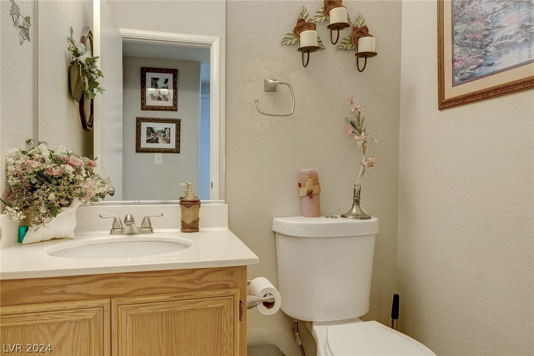 6384 Hotchkiss Court