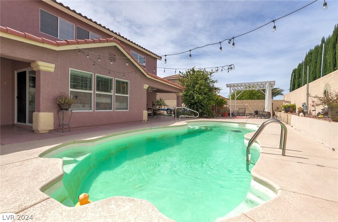 6384 Hotchkiss Court