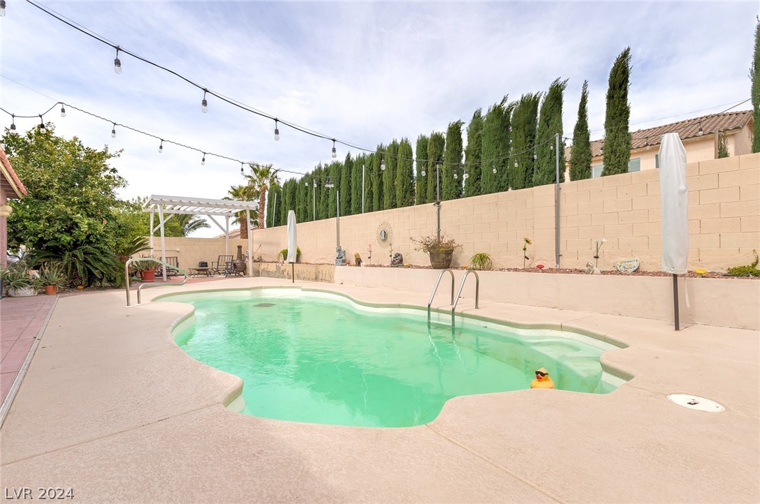 6384 Hotchkiss Court