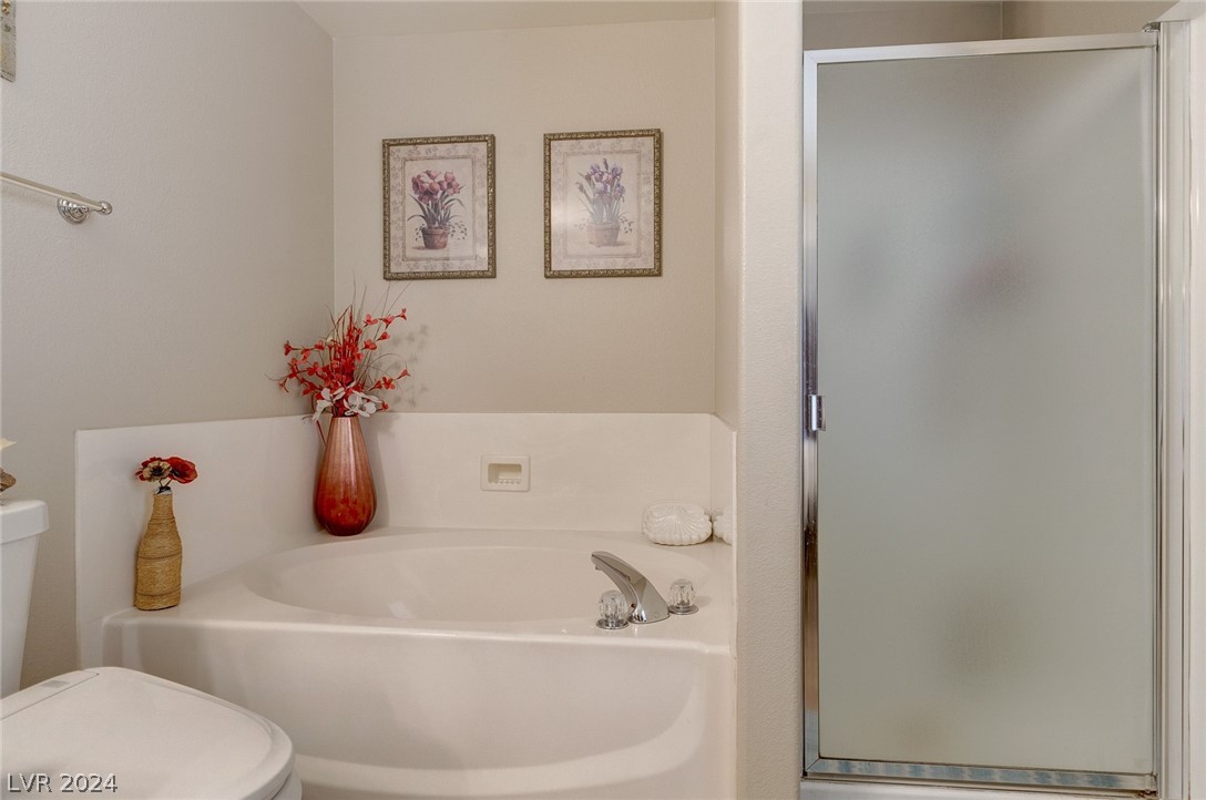 6384 Hotchkiss Court